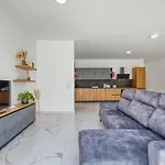 Apartman New -family In Malta By Sf Homes Tal-Liedna