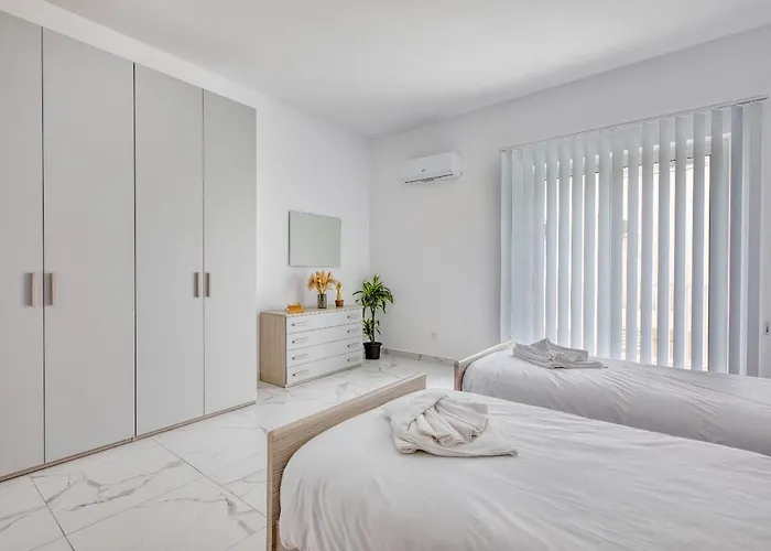 New -family In Malta By Sf Homes * Tal-Liedna